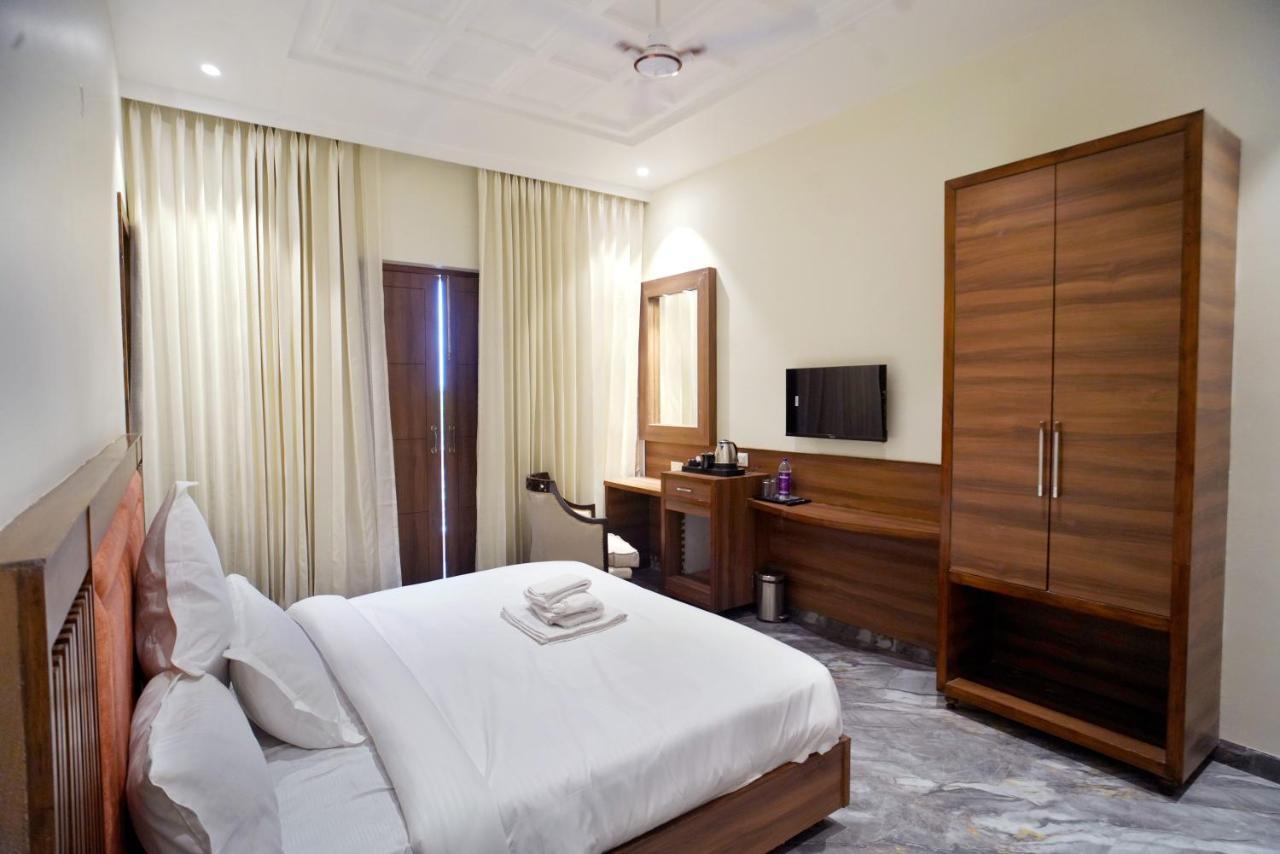 5 States Resort Amritsar Eksteriør bilde